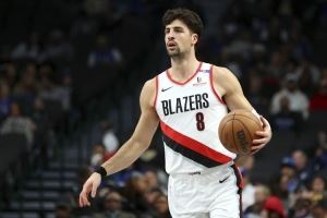 拓记：阿夫迪亚的背部并没有受伤 此前只是出现了一点轻微痉挛